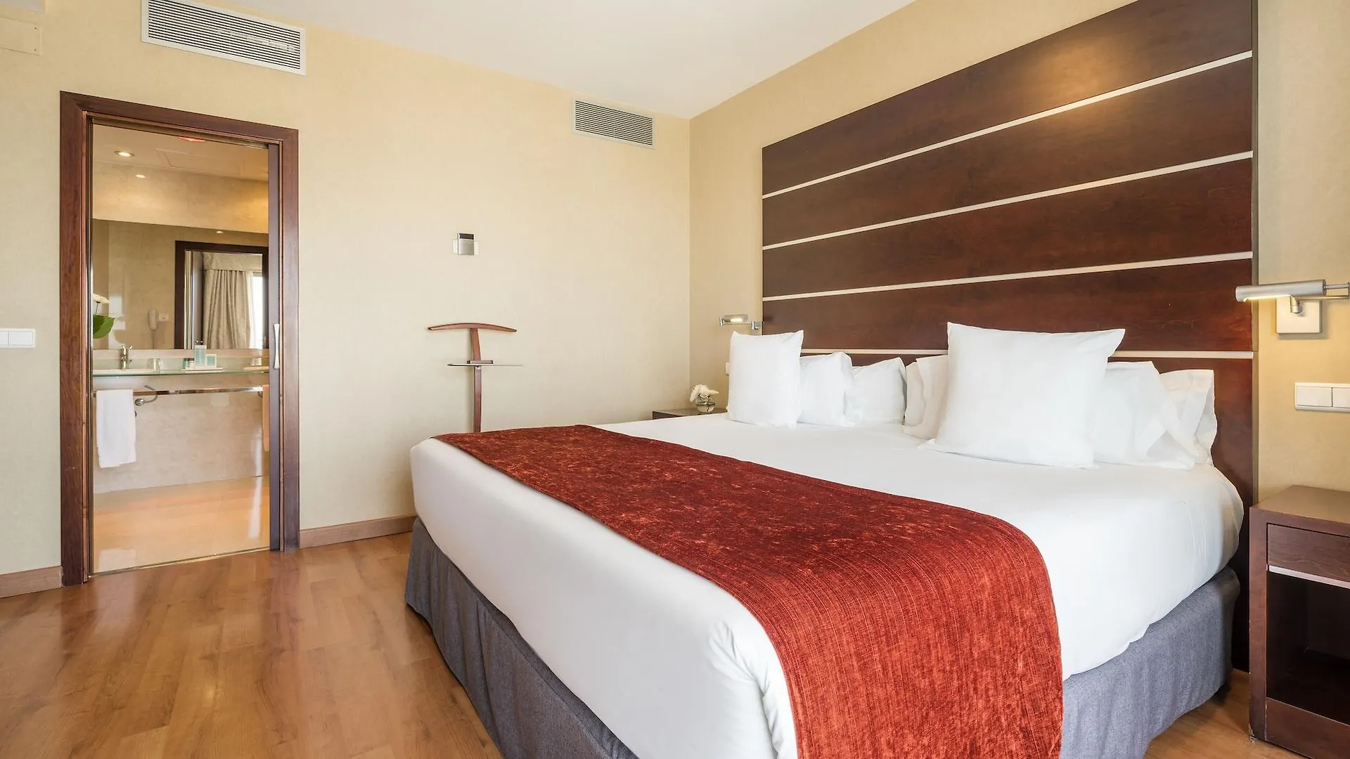 ****  Hotel Ilunion Málaga Spanien