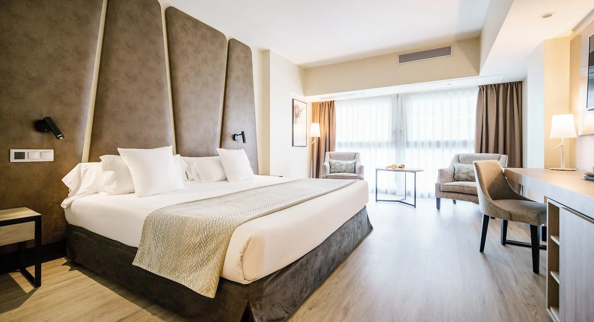 ****  Hotel Ilunion Málaga Spanien